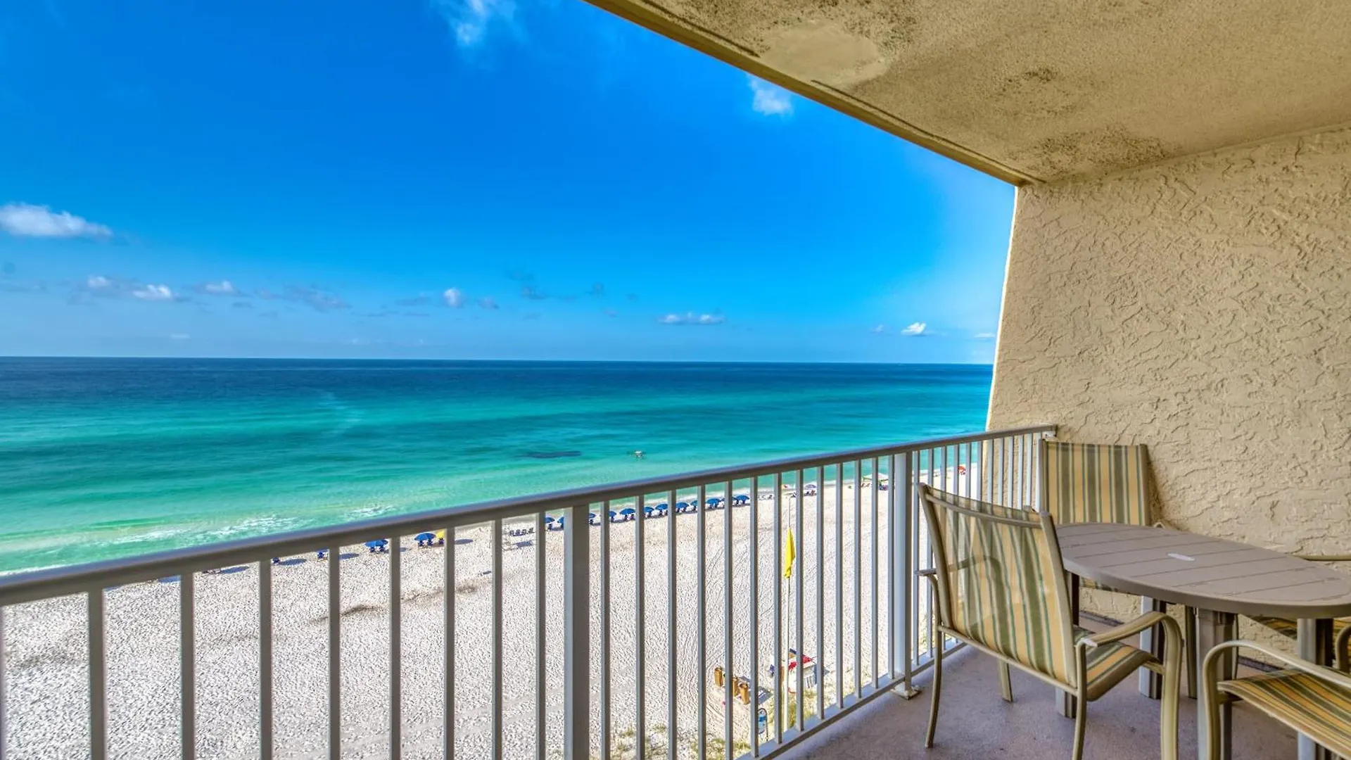 Beach House Condominiums D602 - Beachfront With Pool, Wifi, & Beach Service Destin Apartment