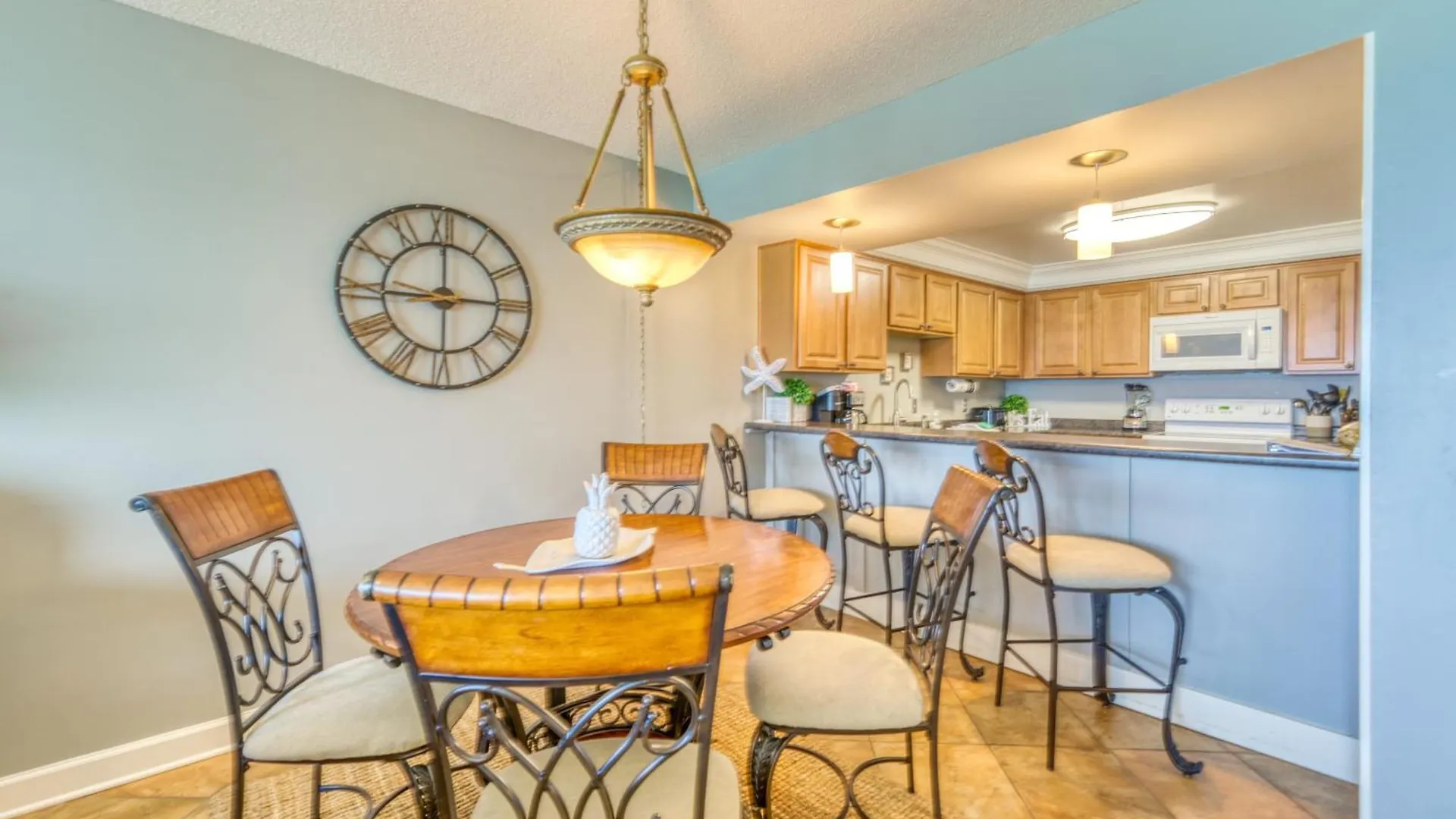 Beach House Condominiums D602 - Beachfront With Pool, Wifi, & Beach Service Destin 0*,  United States